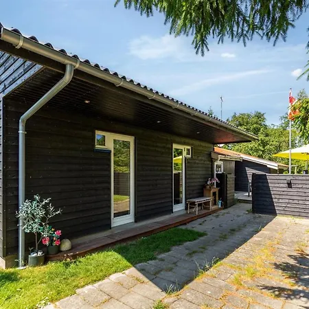 Gabi - 700m From The Sea In Lolland- Falster And Mon By Interhome *