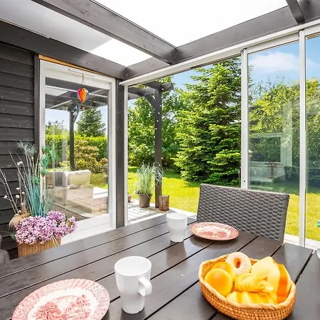 Gabi - 700m From The Sea In Lolland- Falster And Mon By Interhome * Bøtø By