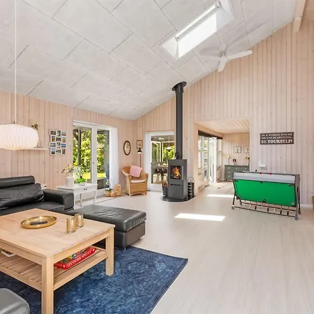 Gabi - 700m From The Sea By Interhome *