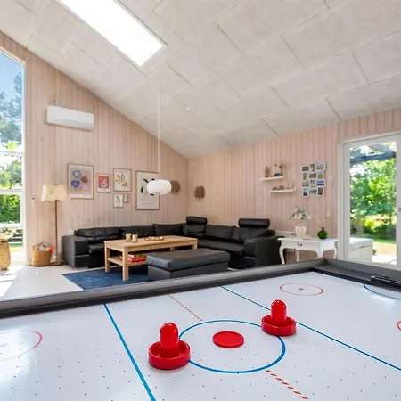 Gabi - 700m From The Sea By Interhome
